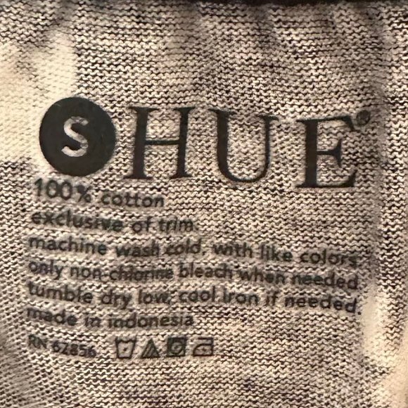 829 NWT Hue sleep or lounge bermuda shorts in Crab Poppers design - Picture 5 of 7